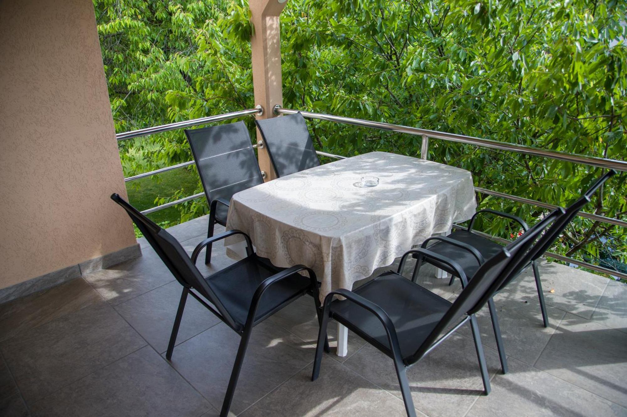 Garden Apartment
