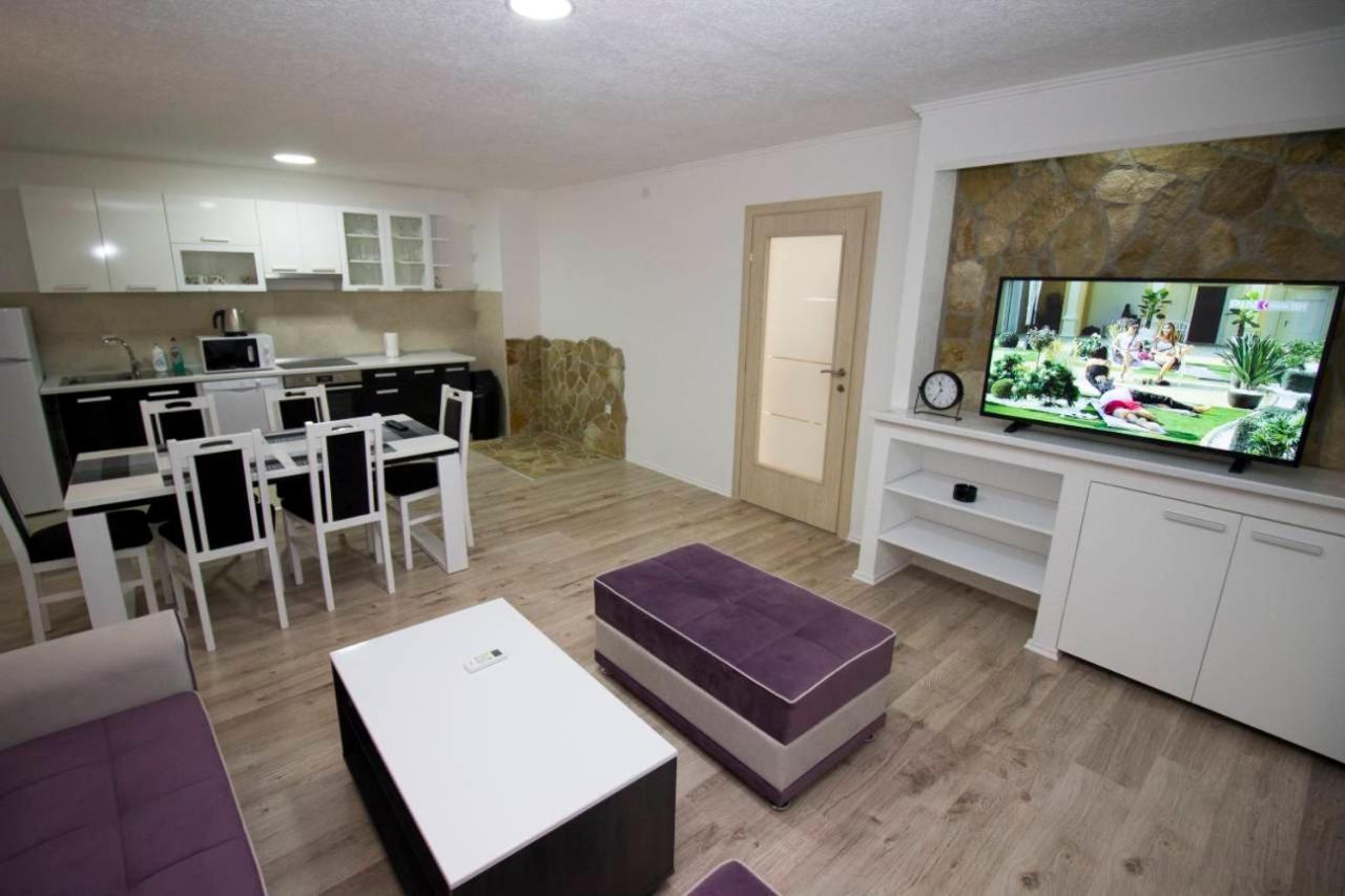 Garden Apartment